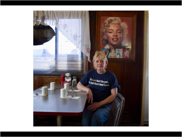 3953 • Chris - Waitress - Superior, Wisconsin