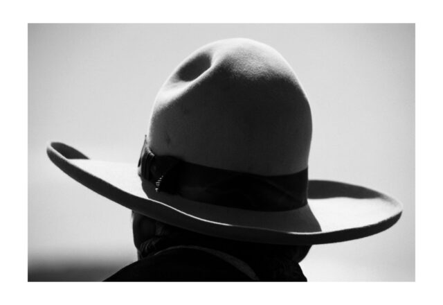 1003 • Robert's Hat - Red Owl, SD